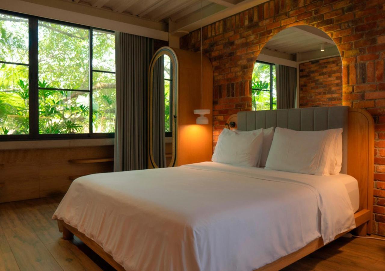 Nomada Hotel Origen 메딜린 외부 사진